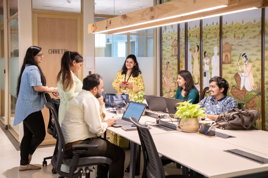 Work environment and culture at Dextrus workspace