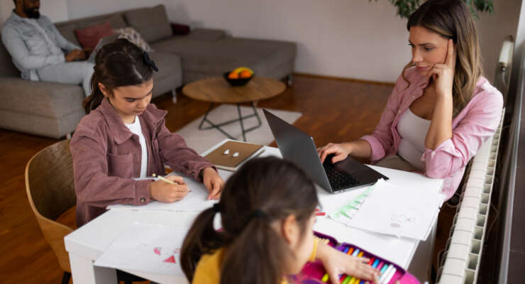 Shared Workspaces for Working Parents