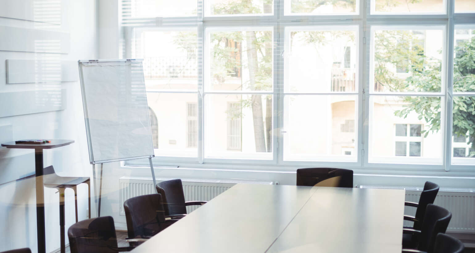 Why Creative Teams in Mumbai Prefer Professional Table Read Spaces