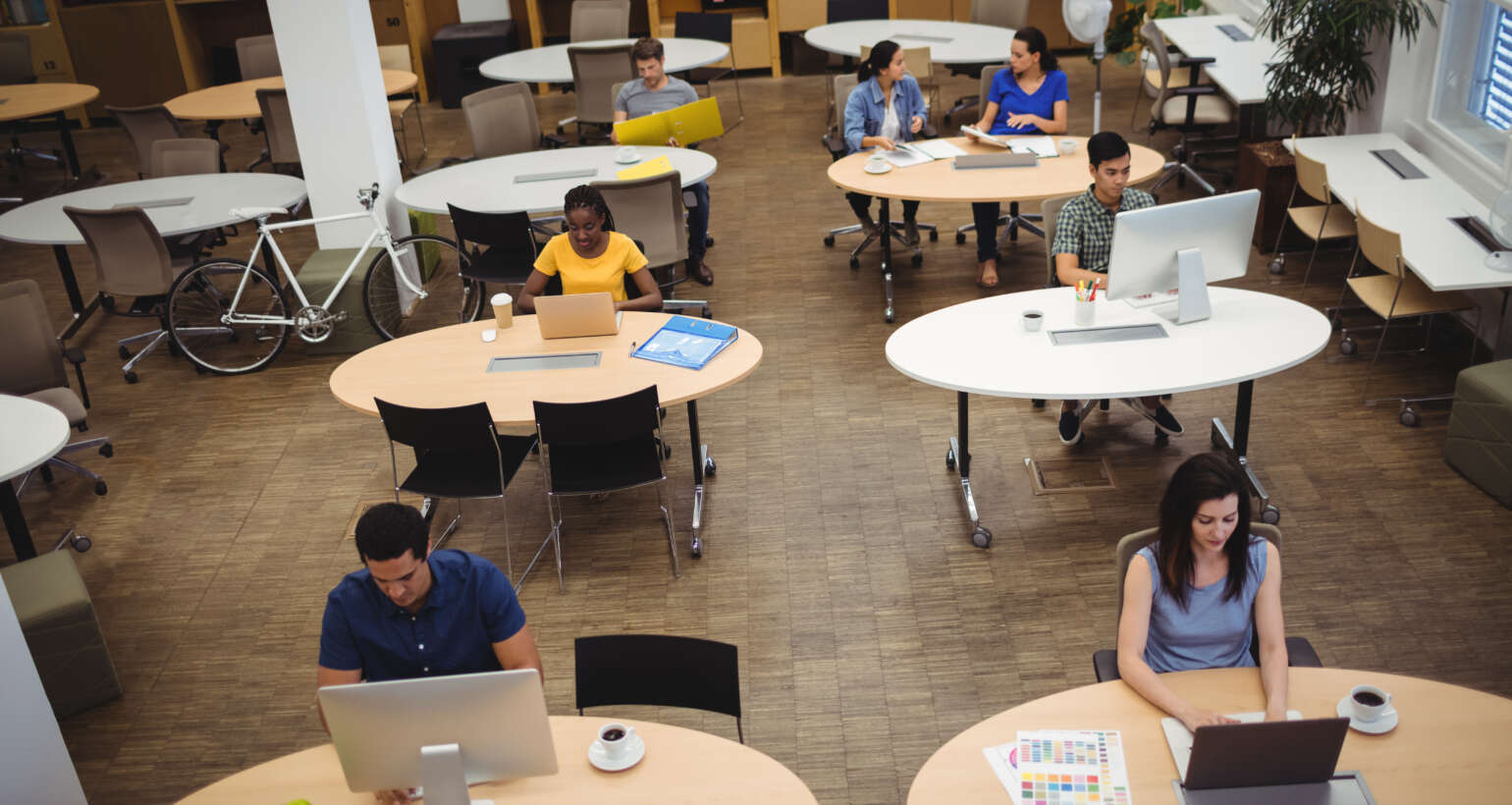 Coworking Spaces and Diversity: How Shared Workspaces Foster Inclusive Communities