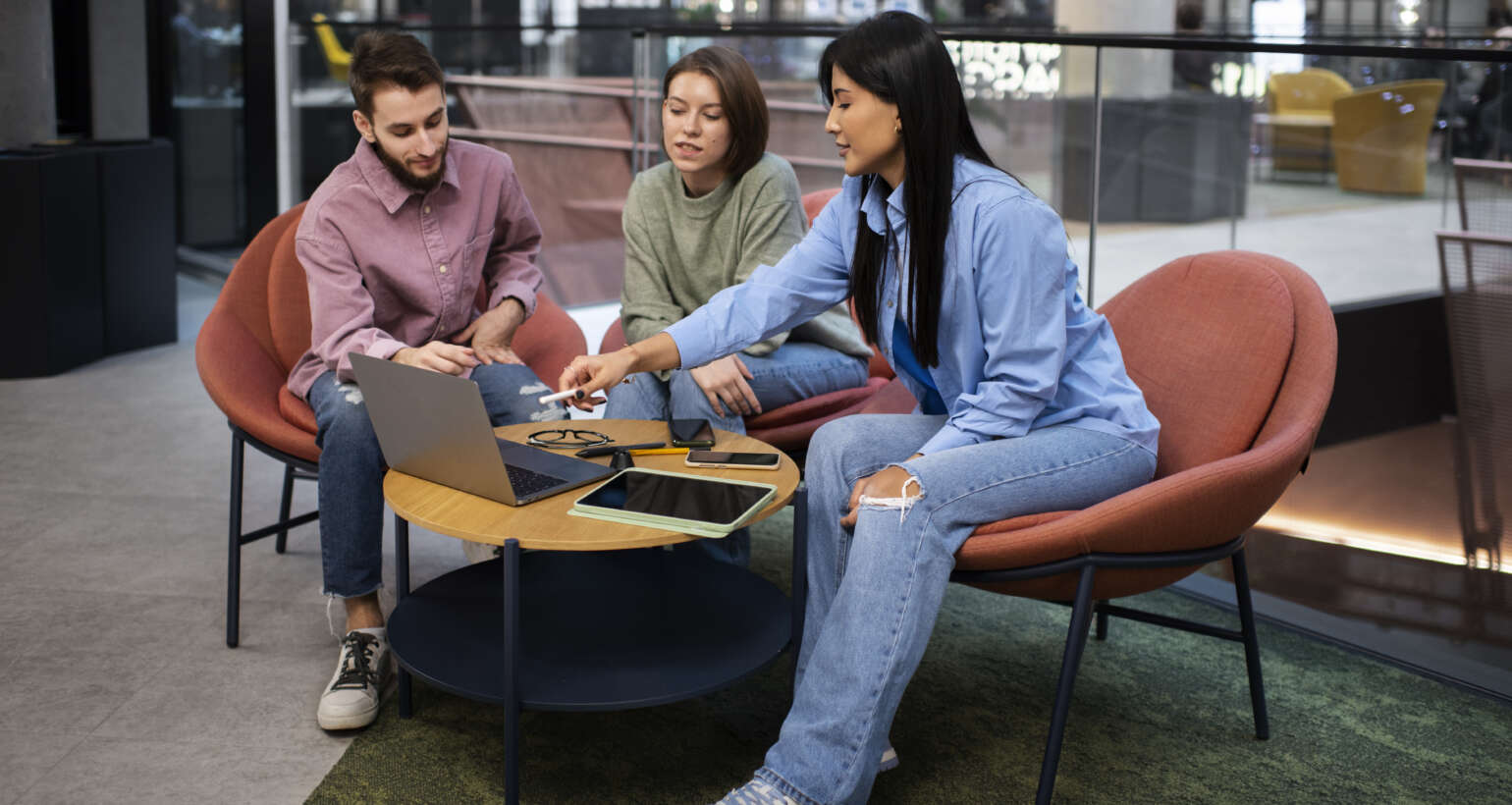 The Rise of Gen Z Entrepreneurs and Why They Are Choosing Community-Driven Workspaces