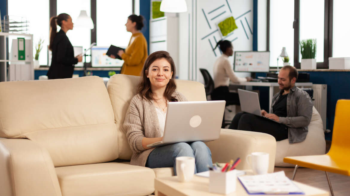 How Hospitality in Coworking Spaces Enhances Workplace Experience