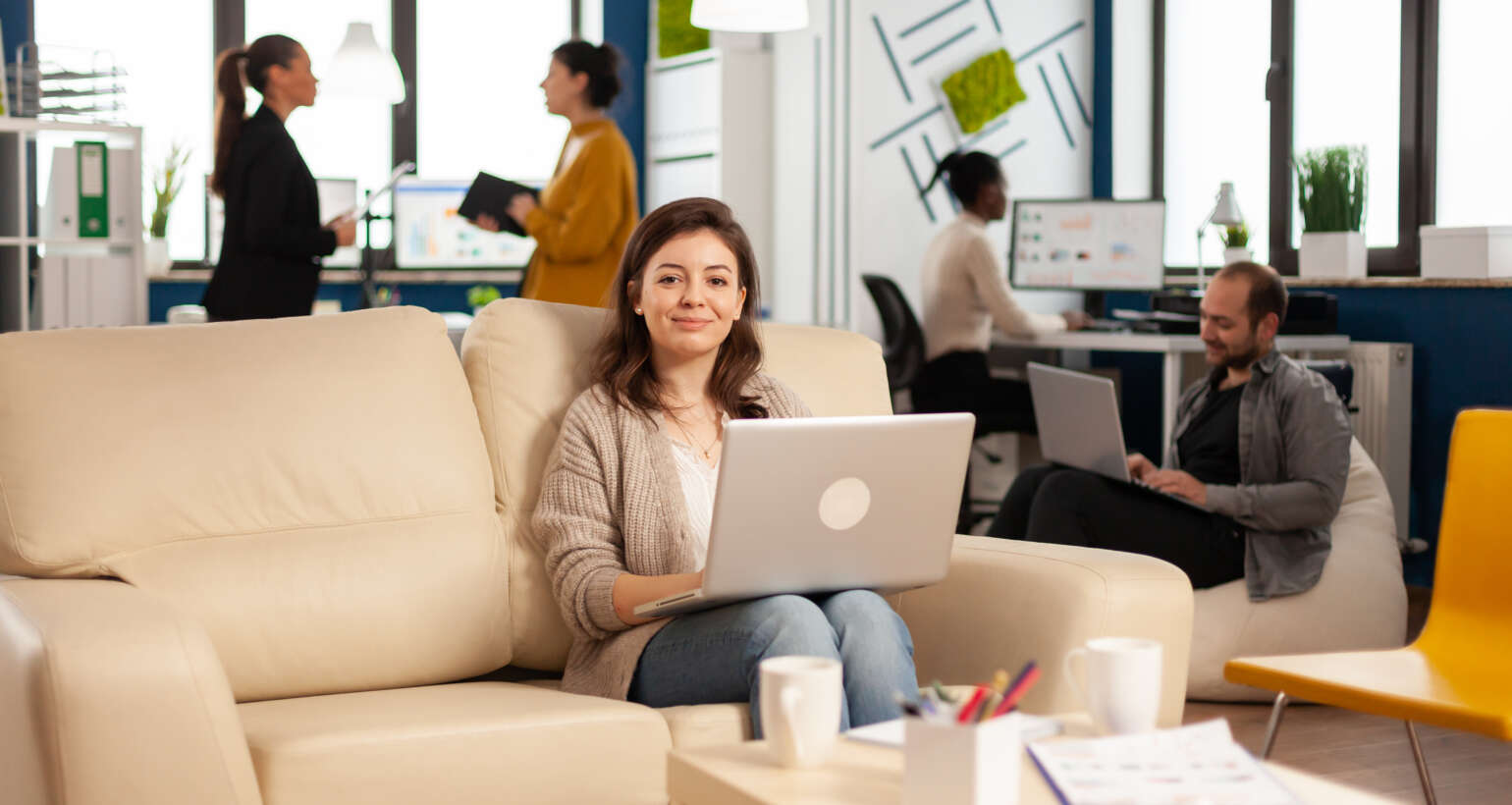 How Hospitality in Coworking Spaces Enhances Workplace Experience